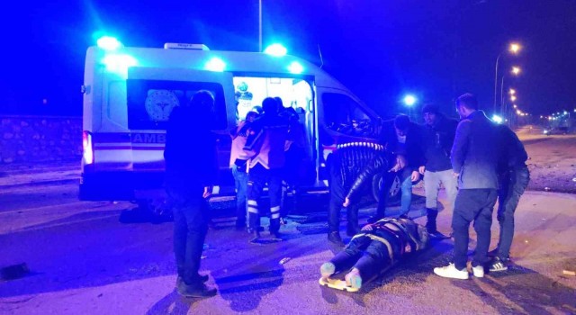 Konyada iki otomobil çarpıştı: 7 yaralı