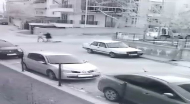 Konyada sokak ortasındaki cinayet anı kamerada