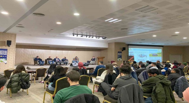 Konyada üniversiteli gençler şehrin mobilyalarını tasarladı