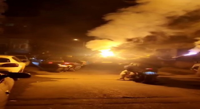 Küçükçekmecede yolu kapatıp asker eğlencesi yaptılar