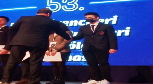 Lise öğrencisi Cep Telefonu Şifreleme Sistemi projesiyle ödülünü aldı