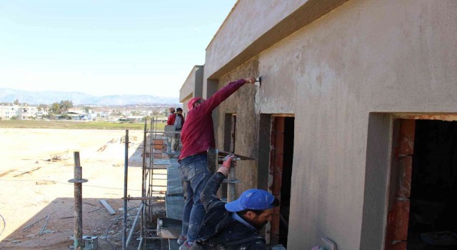 Manavgat hal inşaatında ince işçilik çalışmaları