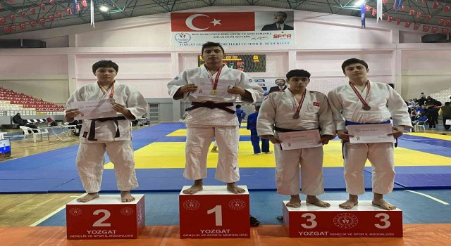 Manisa Büyükşehirin judocularından Yozgatta büyük başarı
