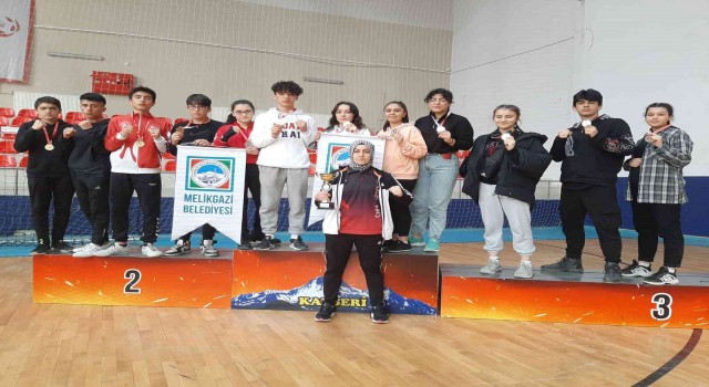 Melikgazi Wushu Takımı Çanakkale Zaferi Kupasından birinci çıktı