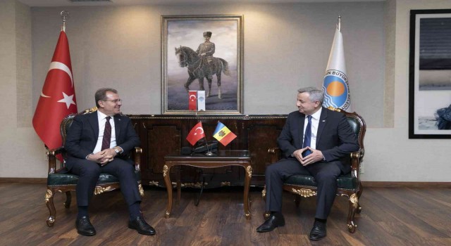 Moldovanın Ankara Büyükelçisi Croitor, Başkan Seçeri ziyaret etti