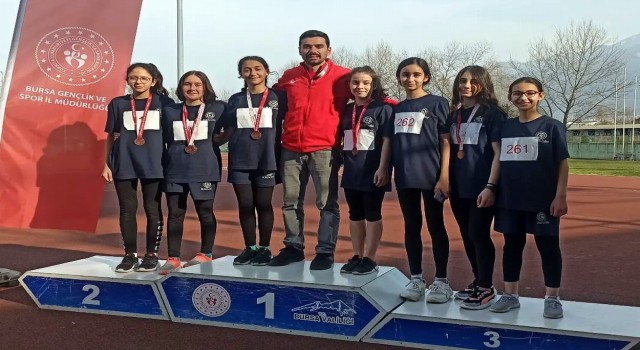 Mudanyalı atletler final için koştu