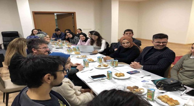 Müdür Yazıcı, yurt temsilcileri ile bir araya geldi