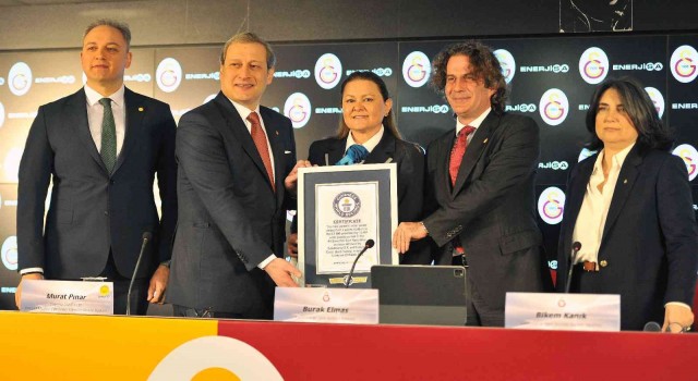 Nef Stadyumu, Guinness Rekorlar Kitabına girdi