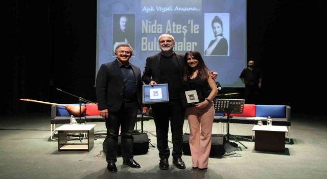 “Nida Ateşle Buluşmalar”da Aşık Veysel gecesi