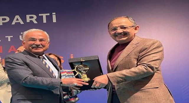 Orduya “Yılın en iyi ve nitelikli kültür sanat sezonu geçiren belediyesi” ödülü