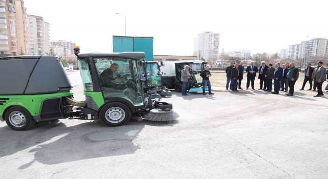 Osman Kavuncu ve Esentepe Mahallesinde ilkbahar temizliği başladı