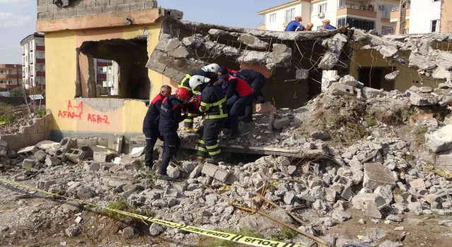 Osmaniyede gerçeği aratmayan deprem tatbikatı