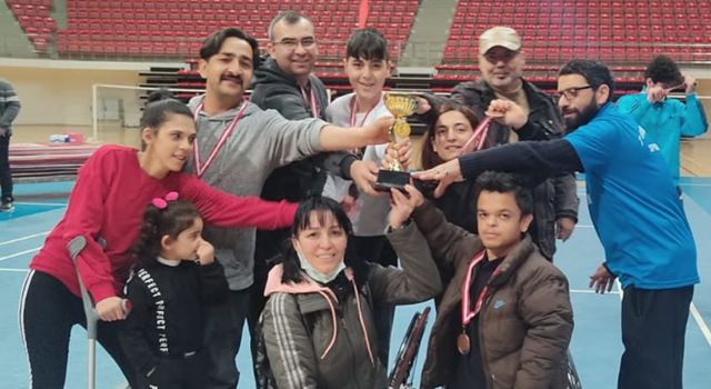 Osmaniyeli Engelli Badminton sporcuları Türkiye 2’ncisi oldu
