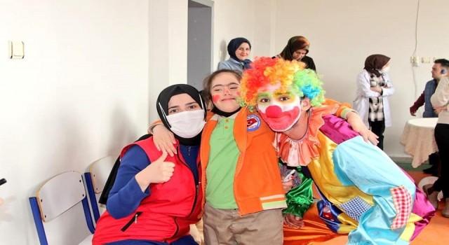 Özel çocuklar eğlenceye doydu