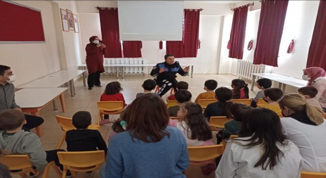 Özel öğrenciler hem eğlendi hem bilgilendi