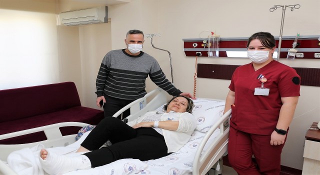 Pamukkaleyi gezerken yaralanan Kolombiyalı, şifayı Cerrahide buldu