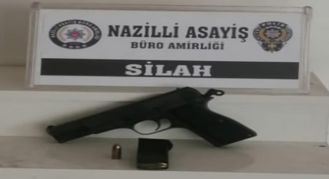 Polisten kaçan şüpheliden silah ele geçirildi