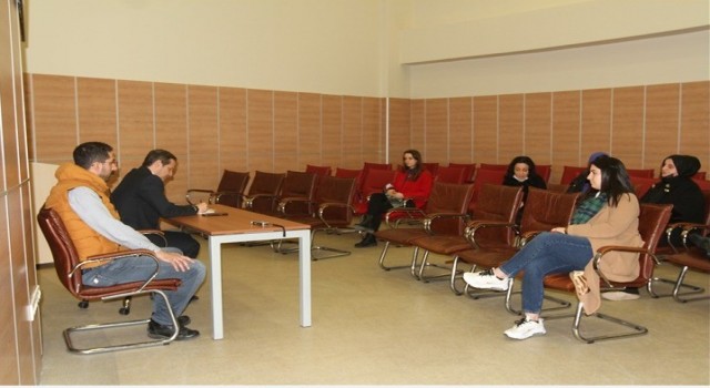 Rektör Yardımcısı Prof. Dr. Türkyılmaz yabancı akademisyenler ile buluştu