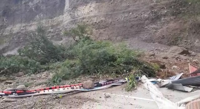 Rizede meydana gelen heyelanda 3 büyükbaş hayvan telef oldu