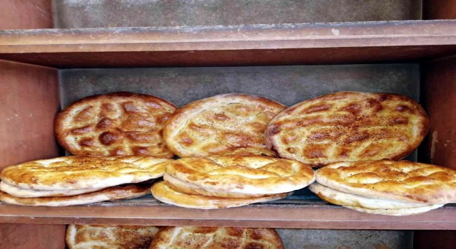 Samsunda pide fiyatları belli oldu: Sade pide 6, yumurtalı pide 7,5 TL