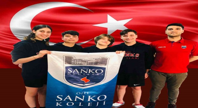 SANKO Okullarının dört öğrencisi yüzme milli takımına seçildi
