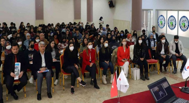 SANKO Üniversitesi akademisyenleri aday öğrencilerle buluştu