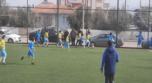 Sarıgölde okullar arası futbol turnuvası başladı