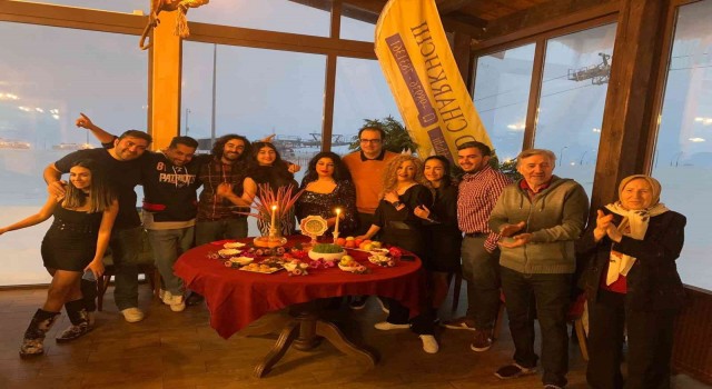 Sarıkamışta İranlı turistlerin Nevruz kutlaması