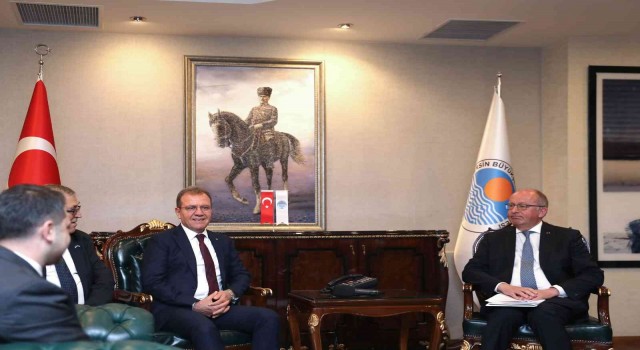 Mersin Büyükşehir Belediye Başkanı Vahap Seçer: "1 Euro bile destek almadık"