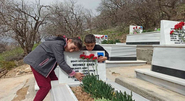 Siirtte Ekmekçiler köyü şehitleri unutulmadı