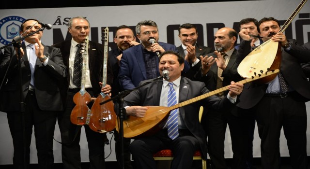 Âşık Murat Çobanoğlu Yıldırımda anıldı