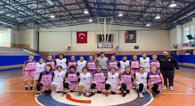 Söke Belediyespor U18 Kız Basketbol Takımı Anadolu Şampiyonasına davet edildi