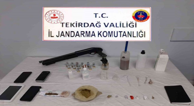 Tekirdağda evinde uyuşturucu üretip satan şahıs tutuklandı