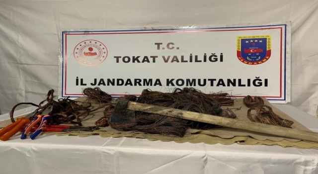 Tokatta kablo hırsızları yakalandı