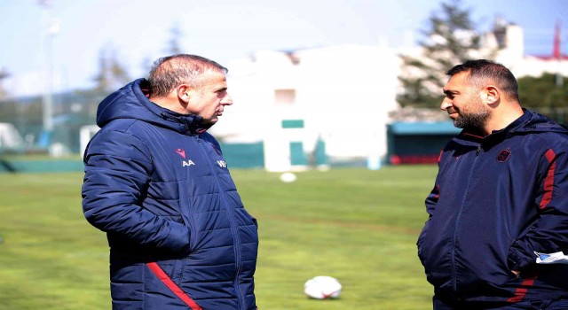 Trabzonspor, U19 takımıyla hazırlık maçı yaptı