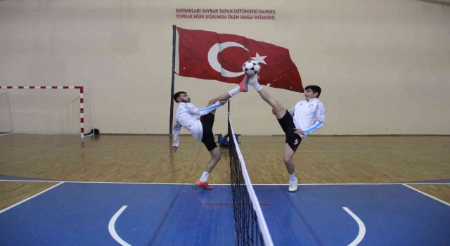 Türkiyenin ilk ayak tenisi şampiyonu, Avrupa hazırlıklarını tamamladı