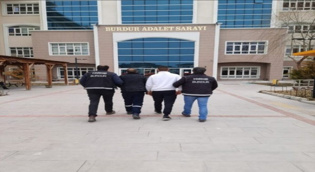 Uyuşturucu operasyonunda 4 tutuklama