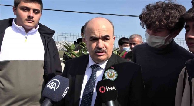 Vali Dağlıdan servis kazası açıklaması