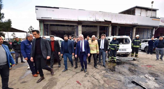 Vali Karaloğlu, patlamanın olduğu 3. Sanayi Sitesinde incelemede bulundu