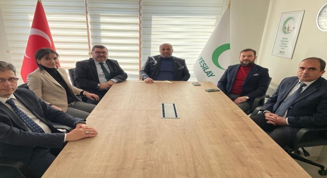 Yeşilay Genel Sekreteri Dursun, Düzcedeki çalışmaları dinledi