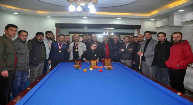 Yüksekovada bilardo turnuvası