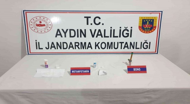 1 haftada 1 kilo uyuşturucu ele geçirildi