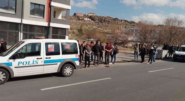 11. kattan düşen genç kız ağır yaralandı