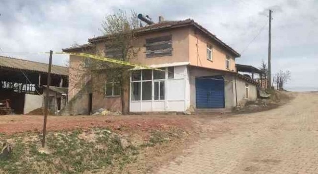 120 bin lira için bir aileyi katletmiş: Bilezik ve beşli bulunamadı