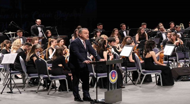 23 Nisan coşkusu notalarla karşılandı