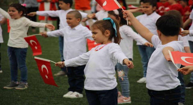 23 Nisan Ulusal Egemenlik ve Çocuk Bayramı Çaydeğirmeninde coşkuyla kutlandı