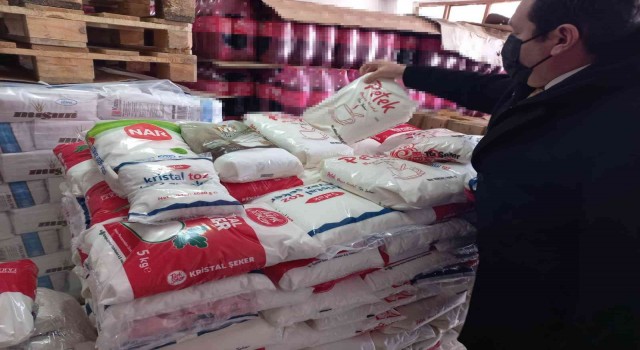‘5er kiloluk toz şekerler marketlerden toplatılıp daha yüksek fiyatlardan satılıyor