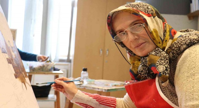 70inde resme başladı