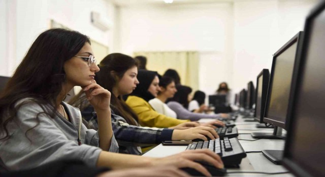 Adalet MYO üniversite tercihlerinde ilk 10da