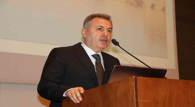 Adanada bağımlılıkla mücadele çalıştayı başladı